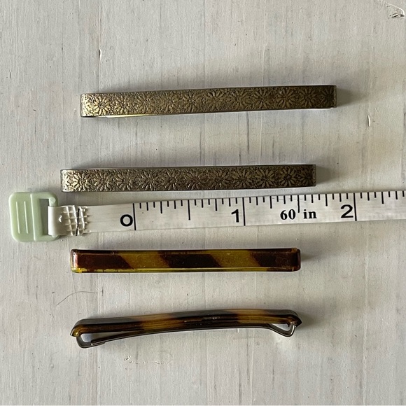 Goody vintage hair clip mock tort barrette & silver tone floral hair clip bundle - Picture 5 of 6